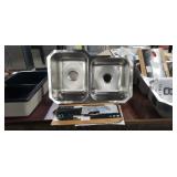 Elkay Avenue Undermount S.S. 32" Offset Double