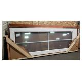 Black Exterior White Interior Gridded Full View