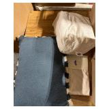 1 LOT OF ASSORTED BED SHEETS AND (1) BLUE PILLOW