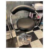 BLACK & METAL SALON CHAIR