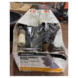 1 LOT OF ASSORTED TROWLES