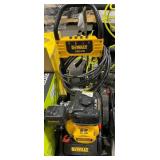 DEWALT 3400PSI PRESSURE WASHER
