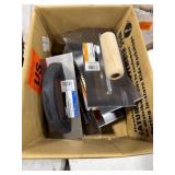 1 LOT OF ASSORTED TROWELS