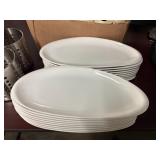 1 LOT (18) WHITE CERMAIC OVAL ORB PLATES