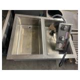 WELLS BUILT IN WARMING UNIT