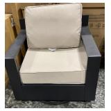 SWIVEL CHAIR