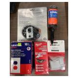 1LOT OF 1-LEVITON PLUS+ NYLON WALLPLATES,1-MILWAUK