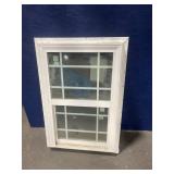 APPROX 25 X 38 VINYL SINGLE HUNG WINDOW, WHITE