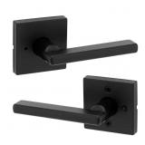 KWIKSET HALIFAX SQUARE MATTE BLACK PRIVACY BED/BAT