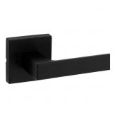 KWIKSET SINGAPORE SQUARE MATTE BLACK BED/BATH DOOR