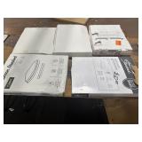 1 LOT ASSORTED TOILET SEATS