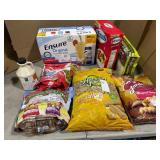 1 LOT (8) ASSORTED SNACKS & DRINKS