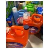 1 LOT (4) ASSORTED LAUNDRY DETERGENT