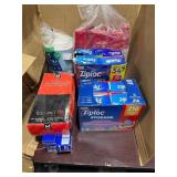 1 LOT (6) ASSORTED KITCHEN & PARTY SUPPLIES