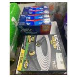 1 LOT (2) ZIPLOC 4 BOXES 216 TOTAL BAGS.(1) BIONIC