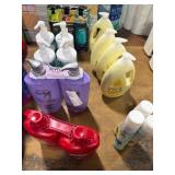 1 LOT ASSORTED SHOWER PRODUCTS