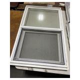 33 X 21 WINDOW SINGLE HUNG