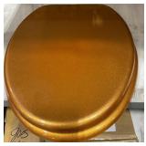 TOILET SEAT