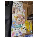 1 LOT OF (8) ASSORTED BURLAP FLAGS