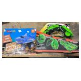 1 LOT OF (2) ASSORTED TOYS
