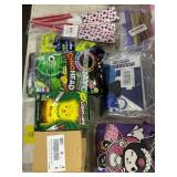 1 LOT OF PARTY ITEMS (CANDLES,BALLOONS) MORE