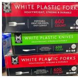 1 LOT OF 2- PLASTIC FORKS 600 CT/1-PLASTIC KNIVES