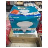 1 LOT OF (2) ASSORTED LIGHTING FIXTURES