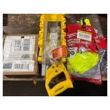 1 LOT (4) TOOLS & SAFETY GEAR