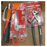 1 LOT OF 1-10 IN. GROOVE JOIN PLIERS,1-SCISSORS,1-