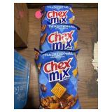 1 LOT OF (3) 2LB BAGS OF TRADITIONAL CHEXMIX