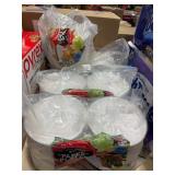 1 LOT OF (4) HEAVY DUTY 9IN PAPER PLATES 600 COUNT