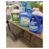 1 LOT (1) ALL PURPOSE CLEANER (1) SNUGGLE LAUNDRY