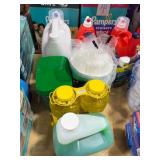 1 LOT (1) PINE-SOL LEMON CLEANER.(1) MR CLEAN PROF