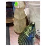 1 LOT (2) GREEN AND WHITE GLASS CHRISTMAS TREE