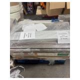 1 PALLET MIXED HARDWOOD FLOORING