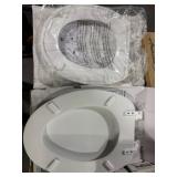 1 LOT OF (2) ASSORTED TOILET SEATS