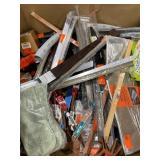 1 GAYLORD OF TOOLS, CARPET TRIM,STAIR ENDING,BATH