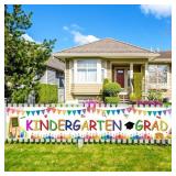 LABAKITA KINDERGRATEN GRAD YARD BANNER, COLORFUL L