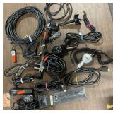 1 LOT OF CABLES, CORDS, CONNECTORS AND ELECTRONIC