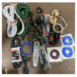 1 LOT OF CABLES AND ELECTRONIC ACCESSORIES, SOFTWA