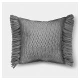 1 LOT (2) 20"X20" FAUX NATURAL KNIT FRINGED PILLOW