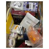 1 LOT ASST CRAFT ITEMS