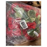 ASSORTED AMOUNT ARTIFICIAL RED FLOWERS