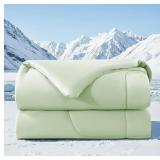 HYLEORY COOLING COMFORTER QUEEN SIZE - SUMMER COOL