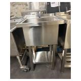 21" W X 28" L X 34" H STAINLESS STEEL PREP TABLE