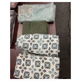 1 LOT OF 4- PILLOW CCOVER