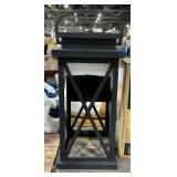 WALL MOUNT OUTDOOR LANTER