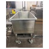 48" L X 22" W X 32" H STAINLEWS STEEL SINK TUB ON
