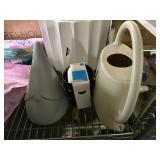 1 LOT OF (3) ASSORTED GARDEN GOODS