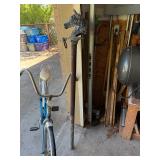 METAL HORSE HITCH